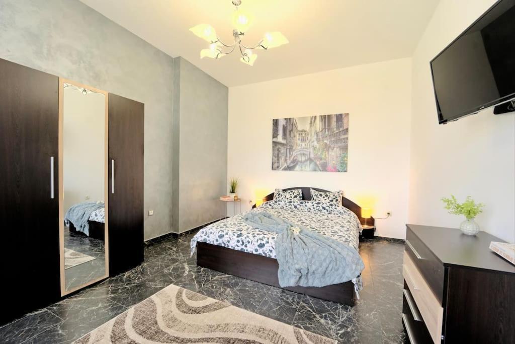Cozy 1-Bedroom Flat In The Very Center Of 索菲亞 外观 照片